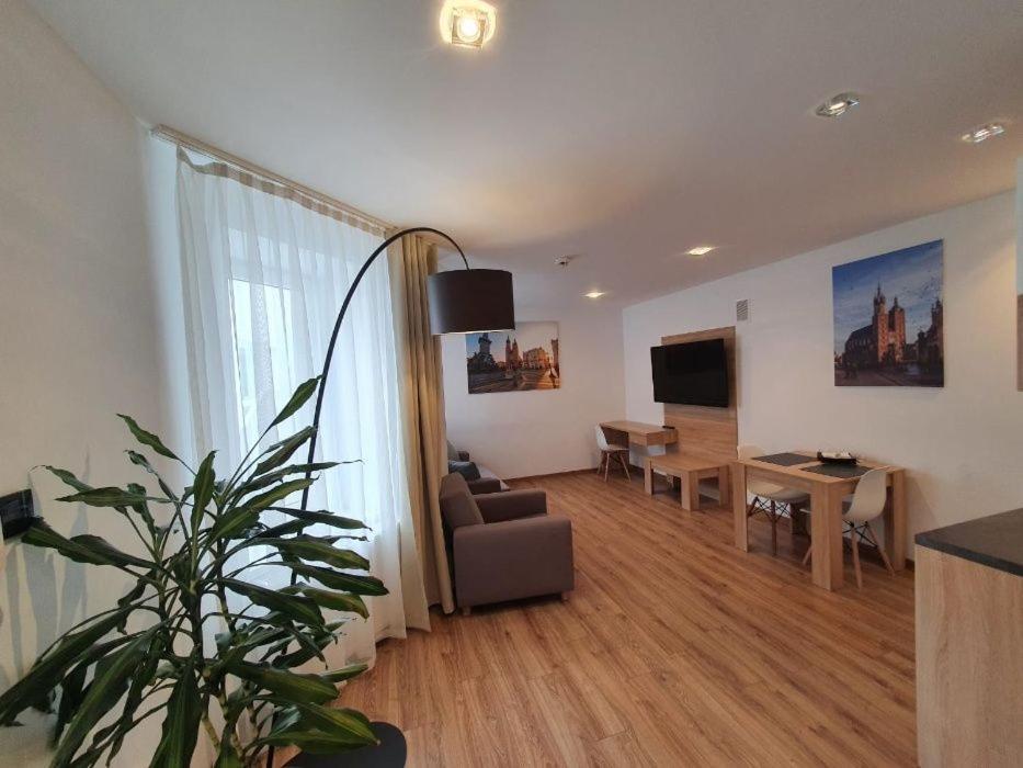 Old Town Apartments - B12 クラクフ エクステリア 写真