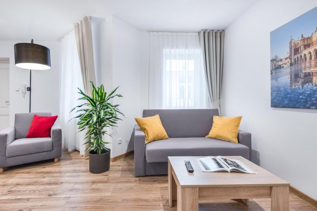 Old Town Apartments - B12 クラクフ エクステリア 写真